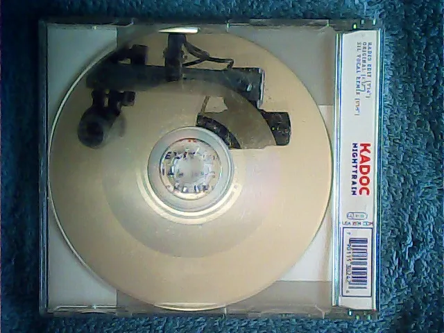 9400-2.webp