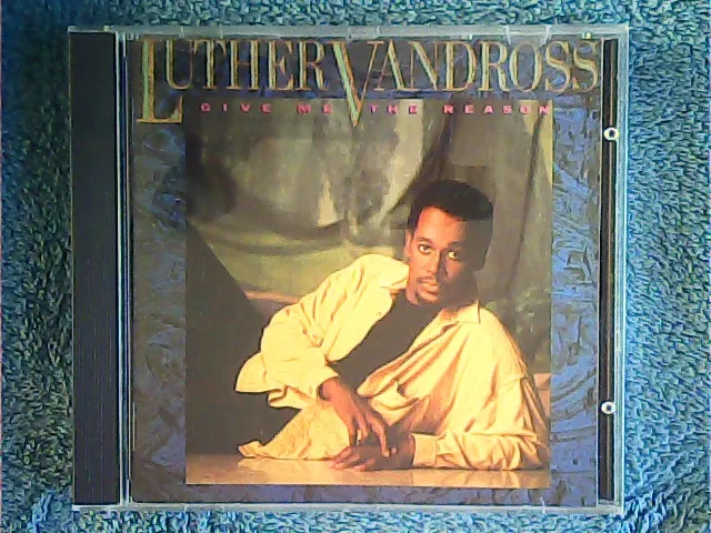 [MC-009080] Luther Vandross - Give Me The Reason