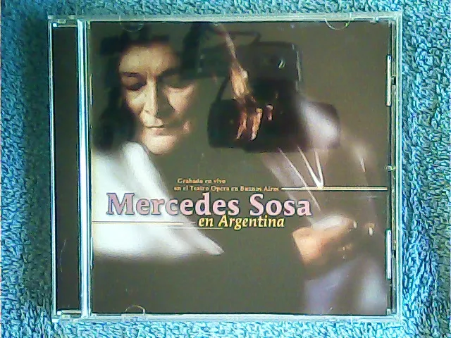 [MC-009083] Mercedes Sosa en Argentina - Live
