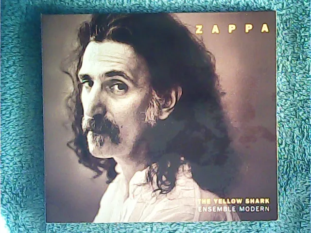 [MC-009213] Frank Zappa - The Yellow Shark