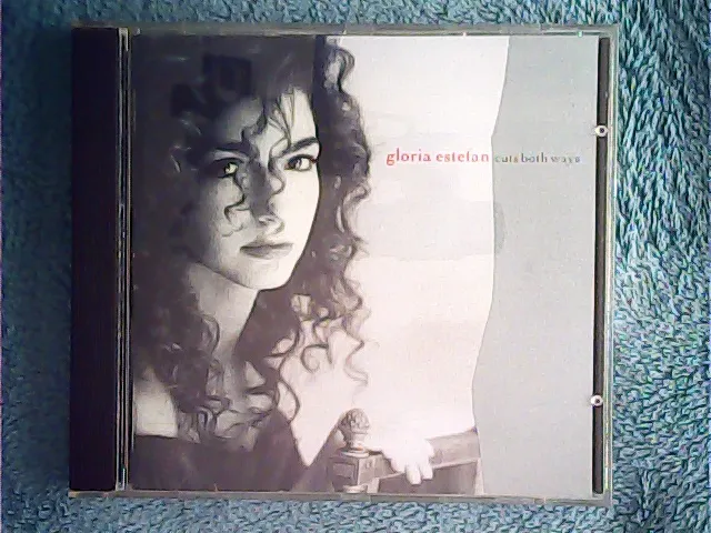[MC-009298] Gloria Estefan - Cuts Both Ways