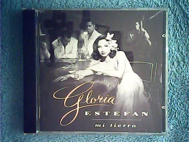 [MC-009304] Gloria Estefan - Mi Tierra