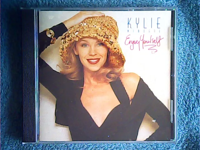 Kylie Minogue - Enjoy Yourself