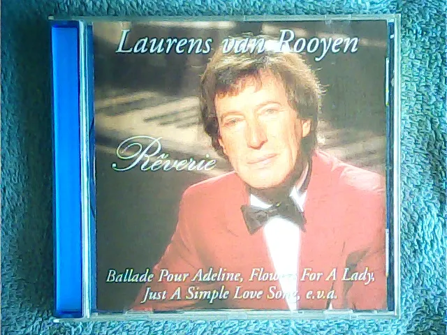 [MC-009421] Laurens Van Rooyen - Reverie