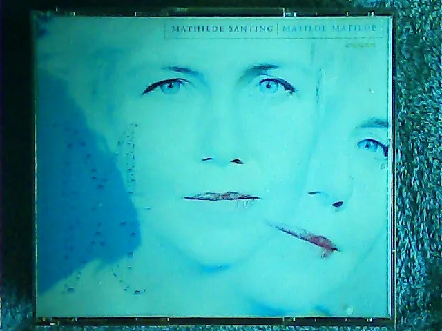 [MC-009468] Mathilde Santing