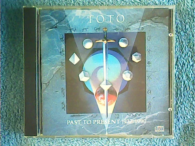 [MC-009542] Toto - Past To Present 1977-1990