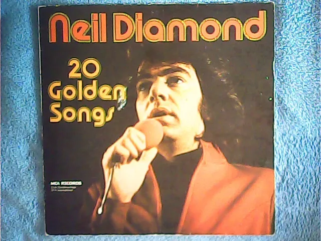 [MV-009551] Neil Diamond - 20 Golden Songs