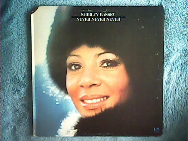 Shirley Bassey - Never Never Never