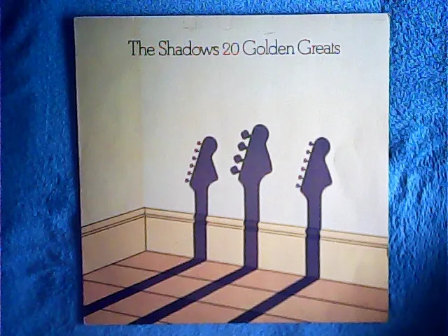 [MV-009766] Shadows - 20 Golden Greats