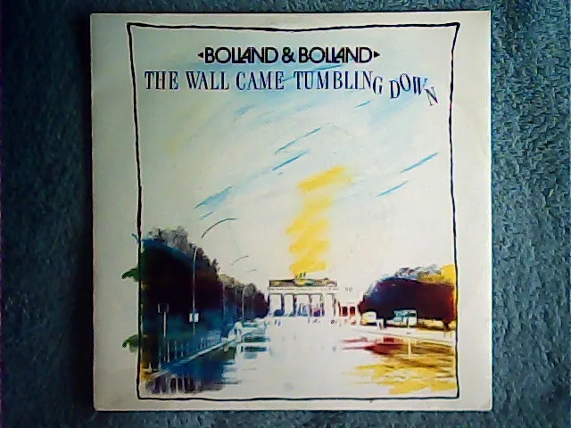 [MV-009790] Bolland & Bolland - The Wall Came Tumbling Down
