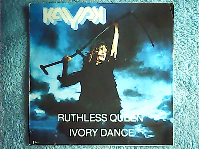 [MV-010397] Kayak - Ruthless Queen