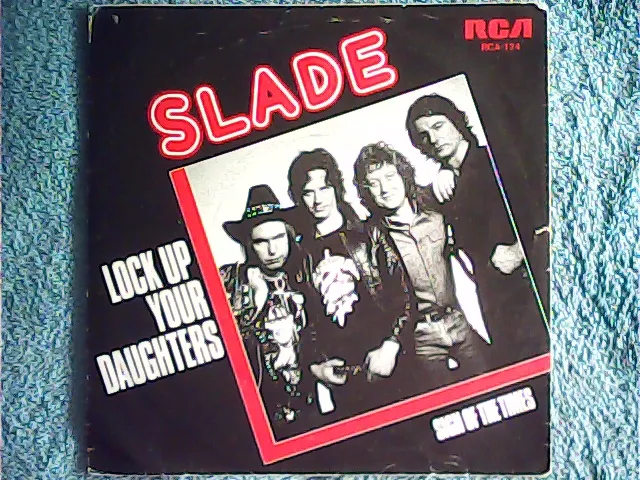 [MV-010436] Slade - Lock Up Your Daughters