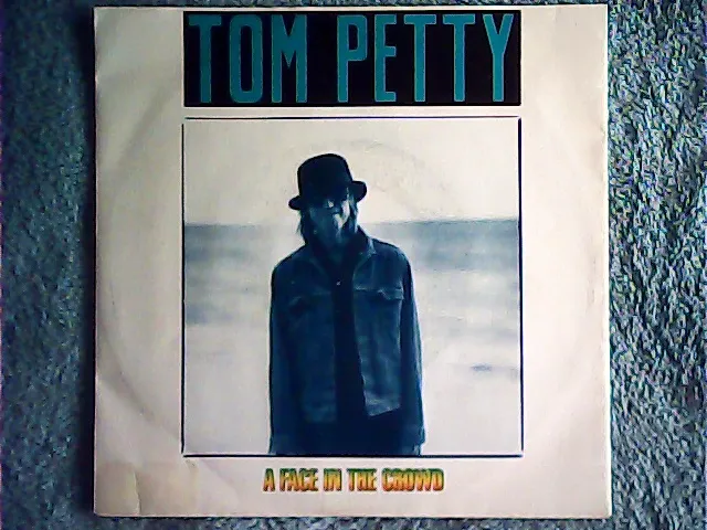 Tom Petty - A Face In The Crowd