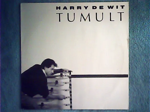 [MV-010527] Harry De Wit - Tumult